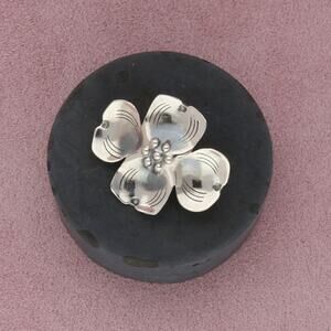 sterling silver vintage dogwood flower brooch